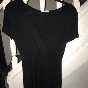 Black v neck t shirt dress